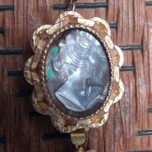 Vintage necklace with cameo clasp
